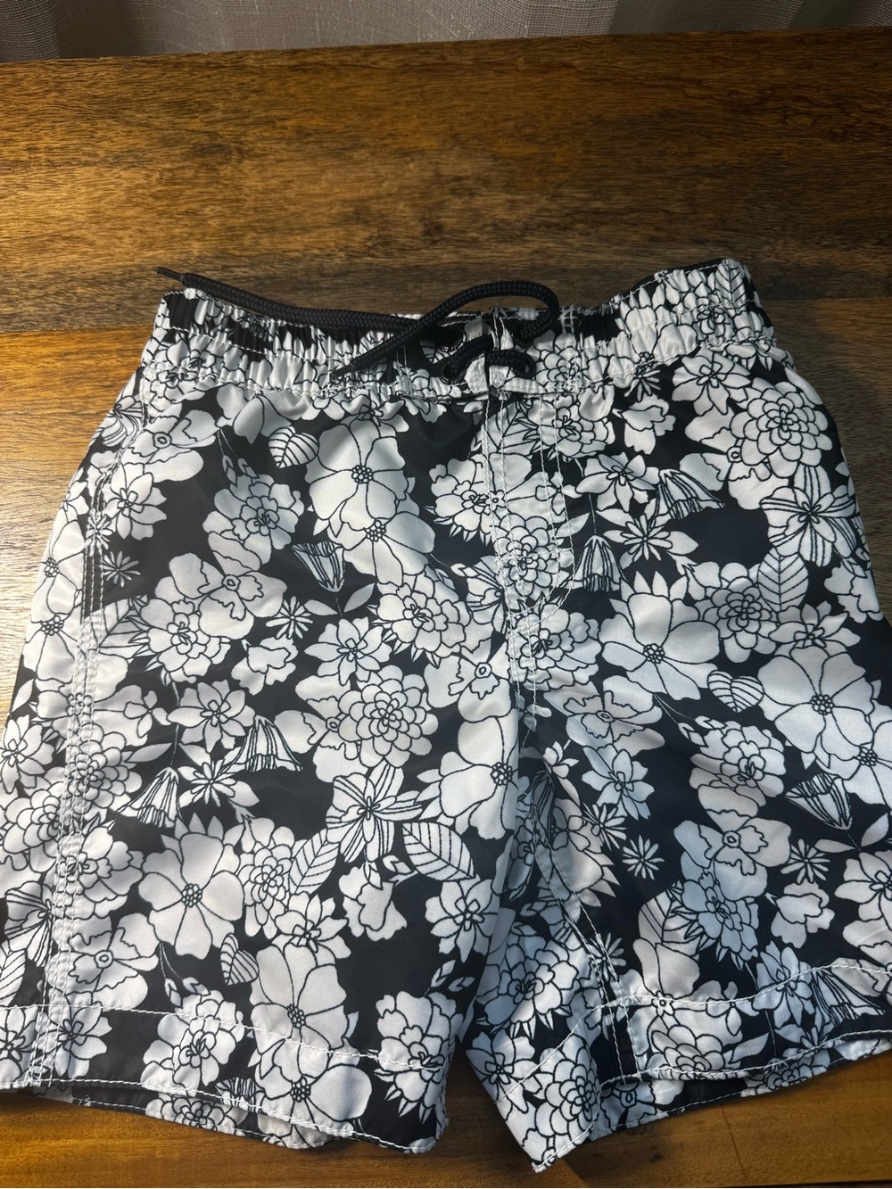 GAP Black & White Floral Swim Shorts